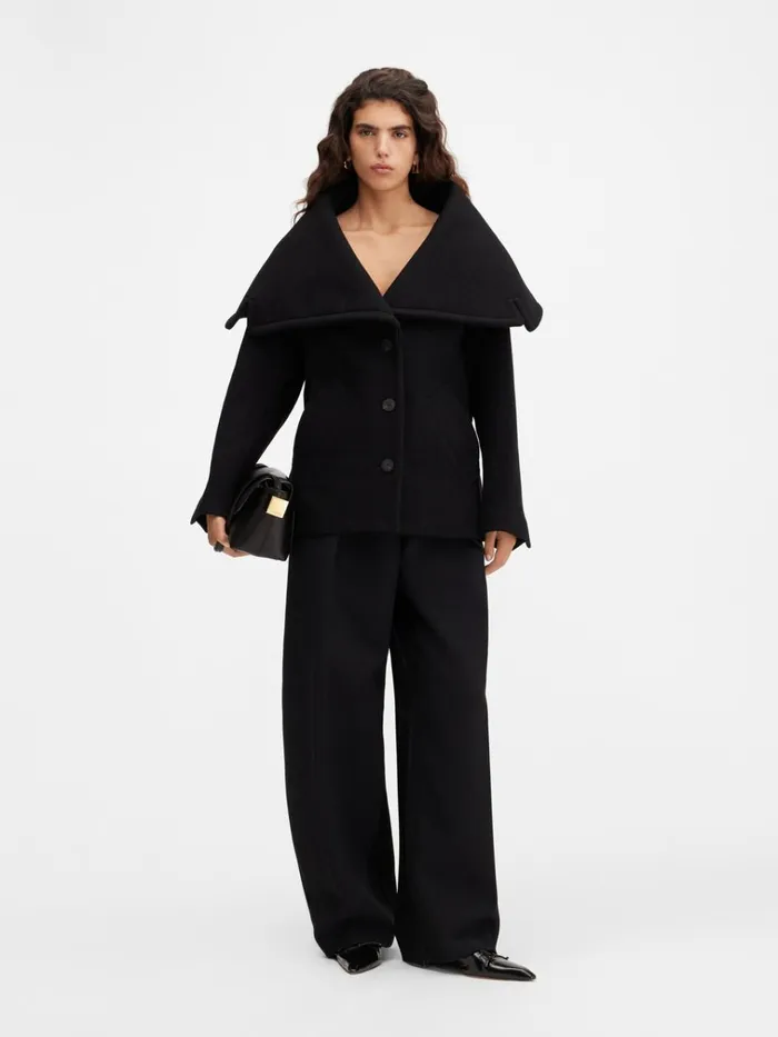 Women The Caruso Peacoat Black JACQUEMUS Coats and Jackets