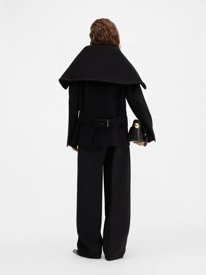 Women The Caruso Peacoat Black JACQUEMUS Coats and Jackets Women The Caruso Peacoat Black JACQUEMUS Coats and Jackets