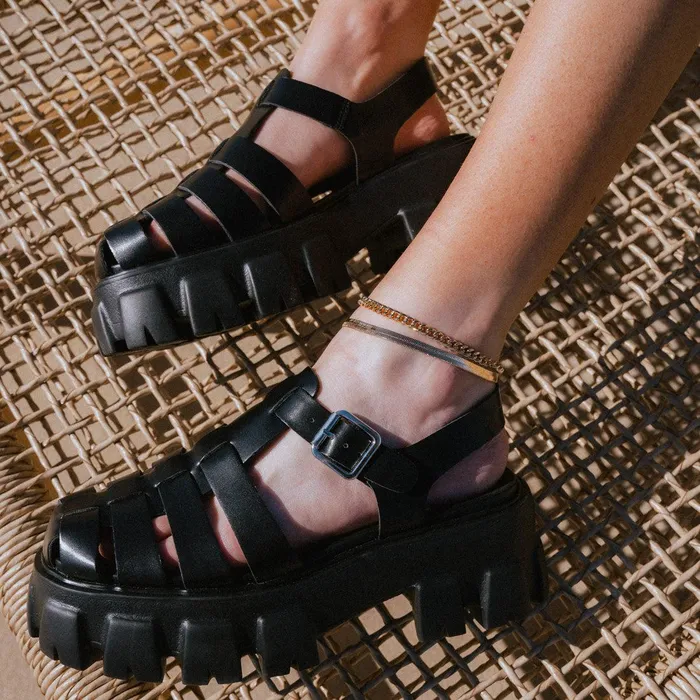 Womens Steve Madden Sandals Echo Black